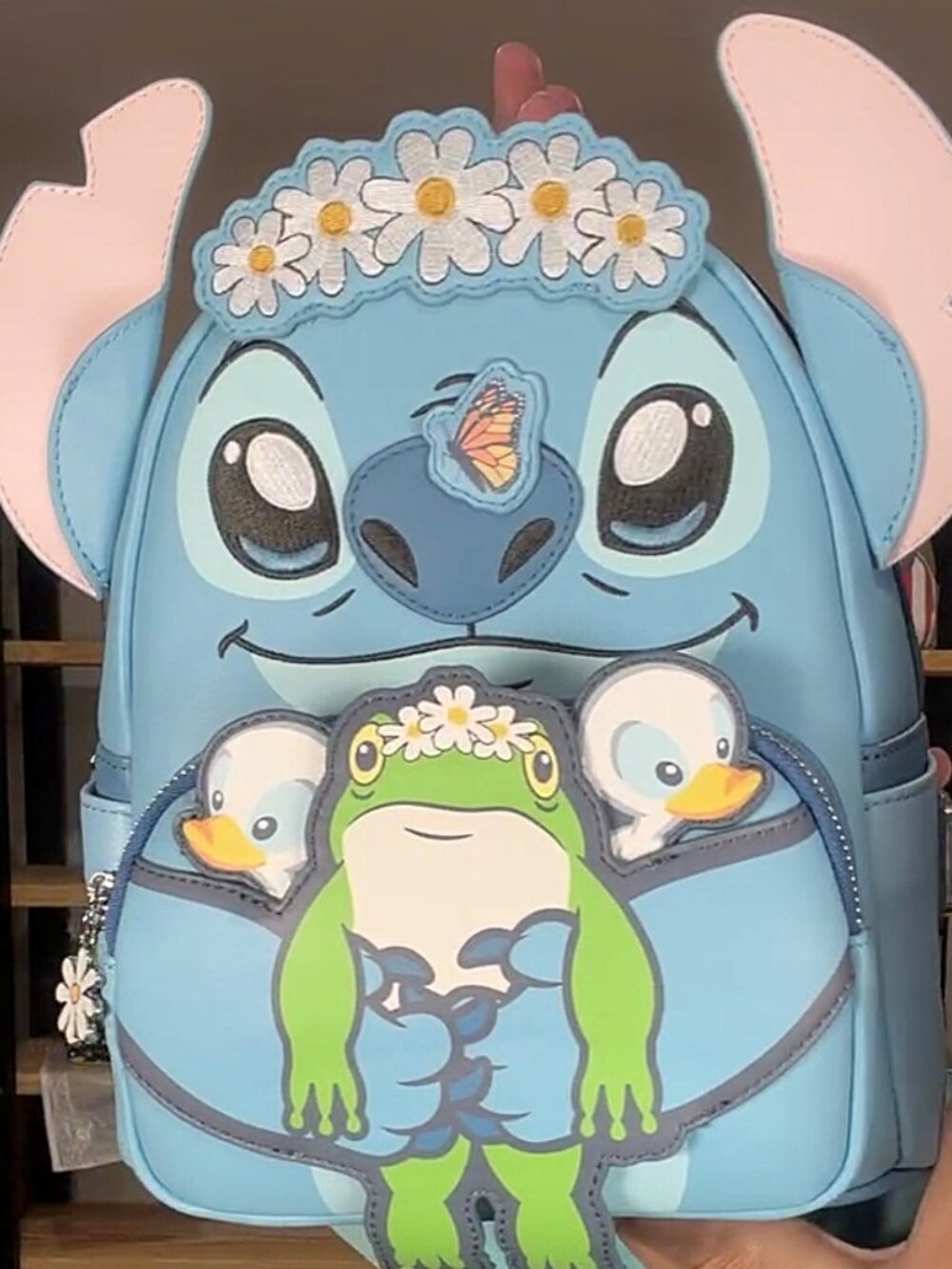 Loungefly Back Pack New With Tags - Picture 1 of 1
